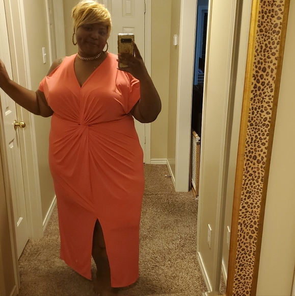 🎈SALE🎈👗#16.”SUNBURST” DRESS👗 - Picture 3 of 3